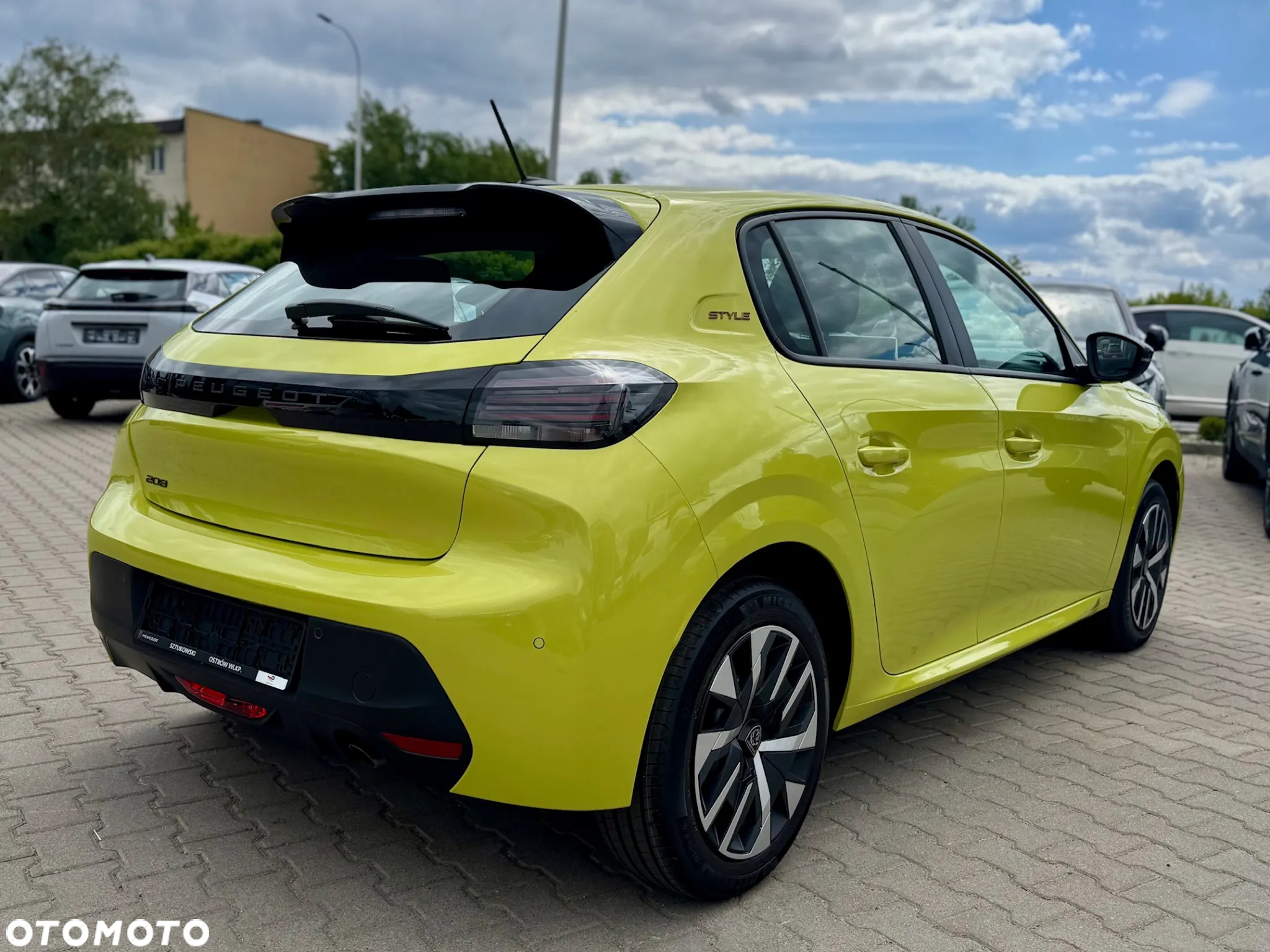 Peugeot 208 e-208 51kWh Style - 4