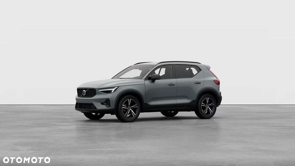 Volvo XC 40 B3 Plus Dark - 1