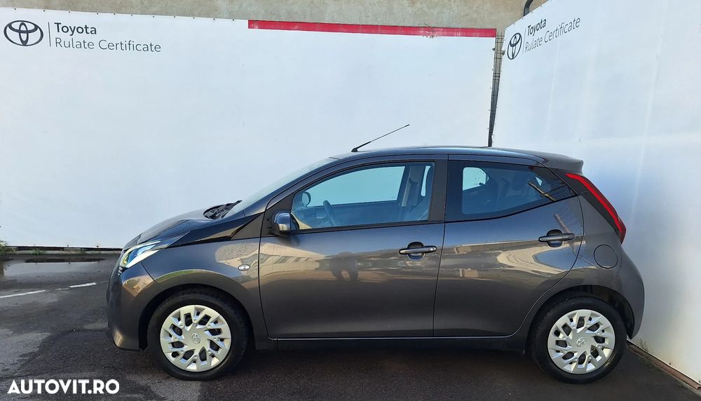 Toyota Aygo 1.0 VVY-I 5 usi X-connect - 2