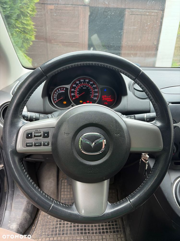 Mazda 2 1.3 90th Anniversary - 1
