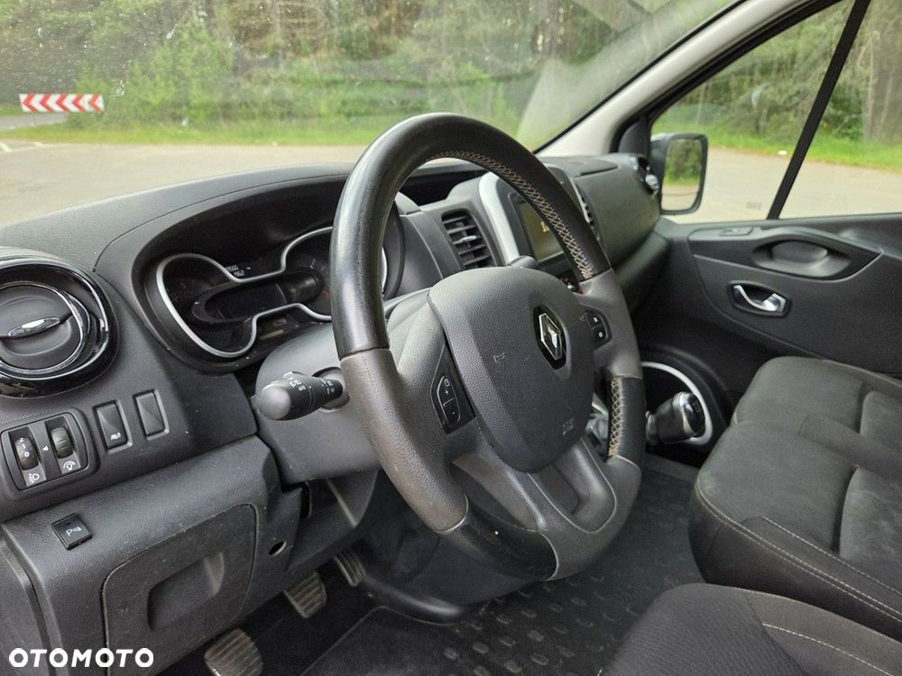 Renault Trafic - 17