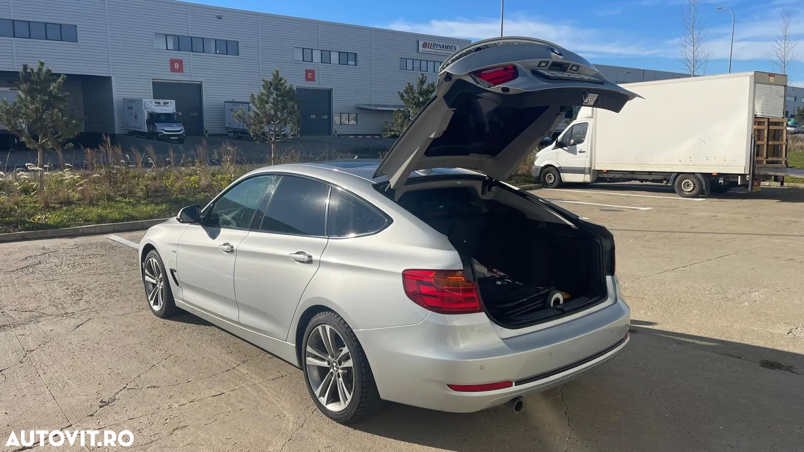 BMW Seria 3 318d GT Aut. Sport Line - 6