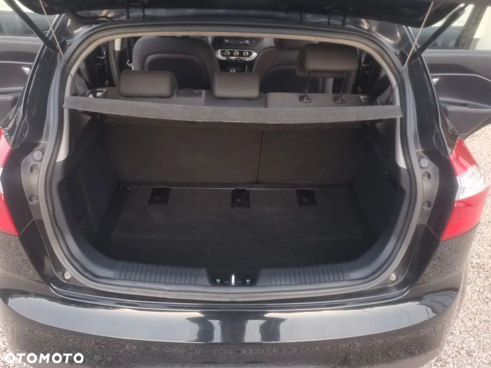 Kia Rio 1.2 Attract - 12
