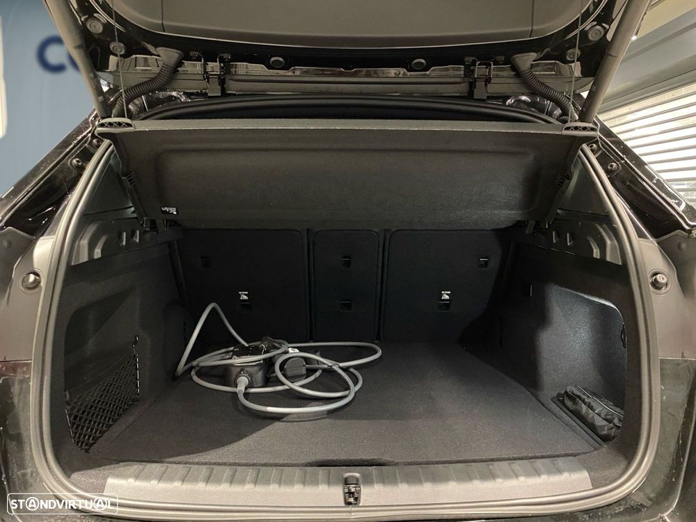 BMW iX1 eDrive20 Pack Desportivo M Pro - 16