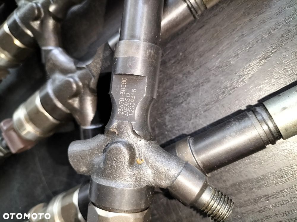 WTRYSKIWACZ DENSO 23670-30080 Toyota HURT - 3