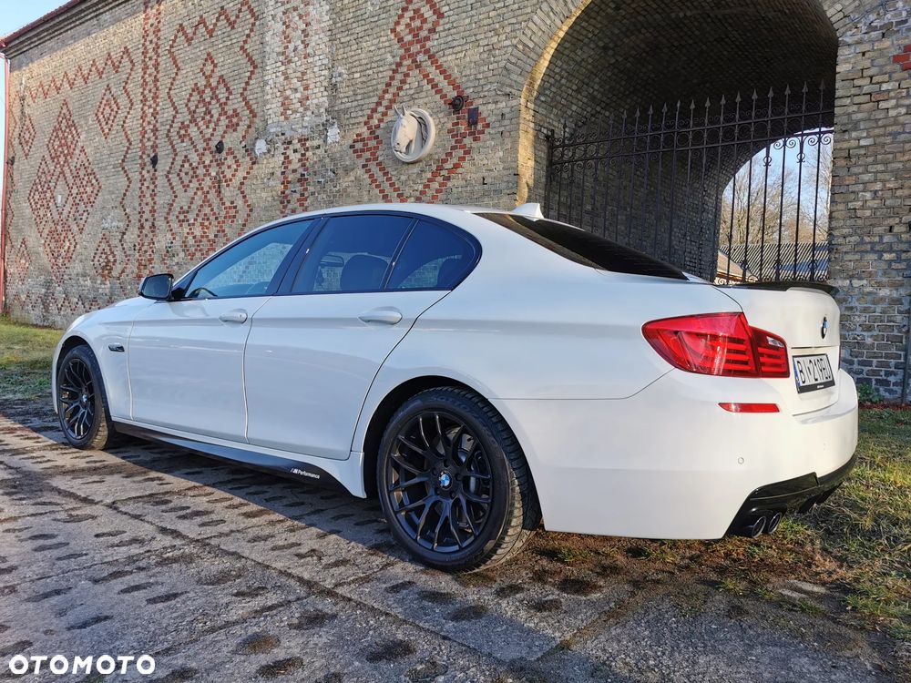BMW Seria 5 525d xDrive - 7