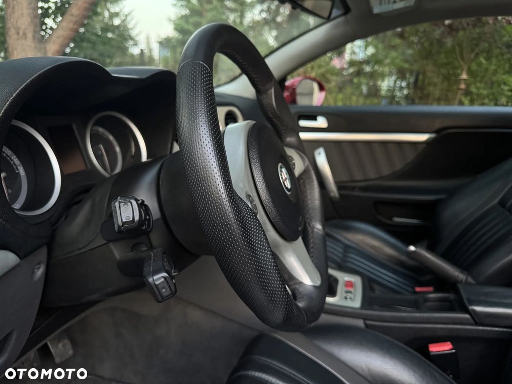 Alfa Romeo Brera 2.2JTS Sky View - 25