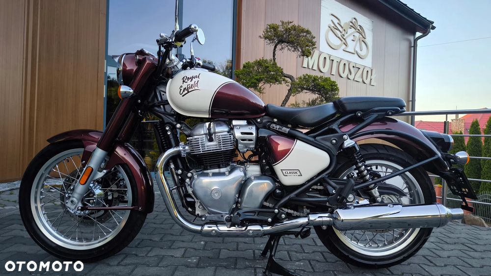 Royal Enfield Classic - 2