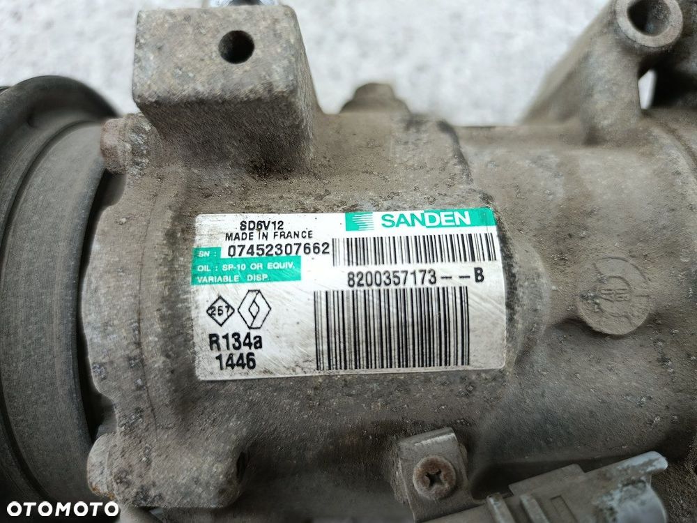 POMPA, SPRĘŻARKA KLIMATYZACJI RENAULT CLIO III 8200357173 SD6V12 1.2 16V - 4
