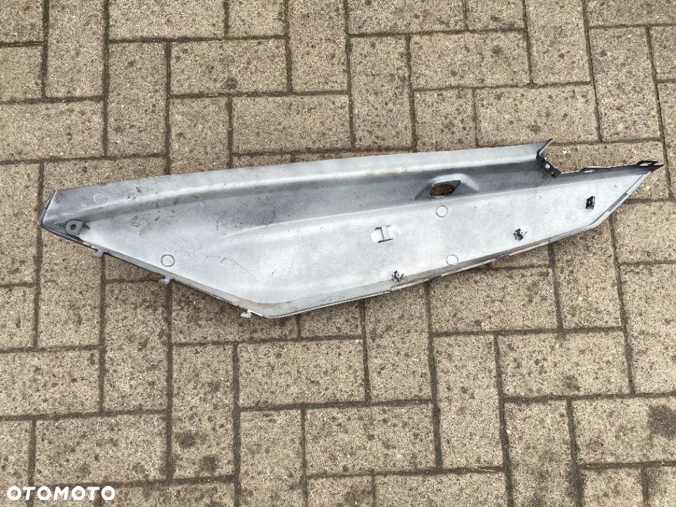 Zadupek boczek tył prawy Kymco X-Town 125cm 2019r. - 4
