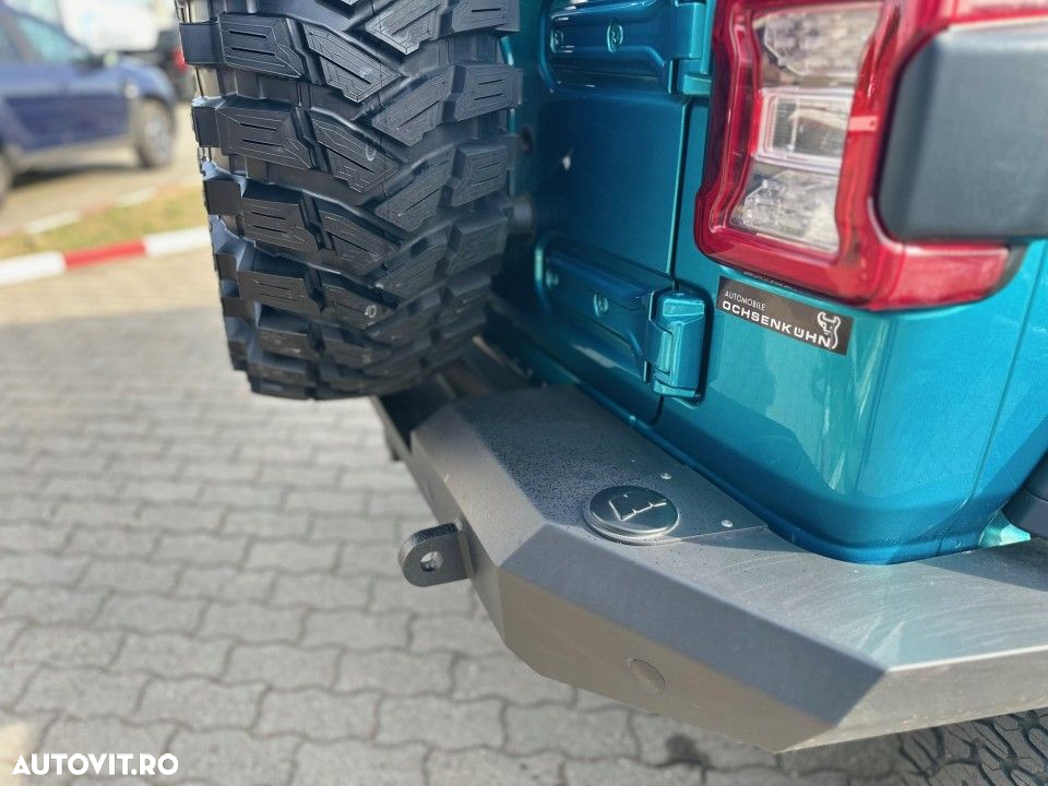 Jeep Wrangler - 10