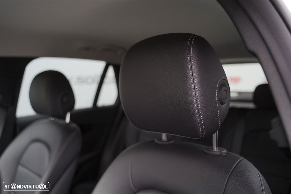 Mercedes-Benz GLC 300 de 4Matic - 32