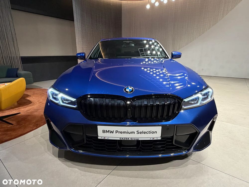 BMW Seria 3 2023 photo 3