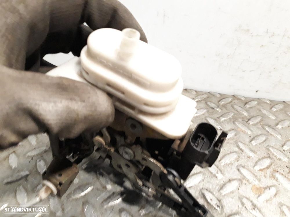 FECHADURA PORTA FRONTAL ESQUERDA AUDI A3 1999 -8L1837015A - 1