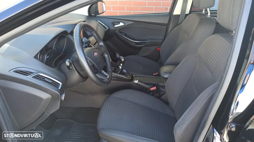 Ford Focus 1.5 TDCi Titanium - 9