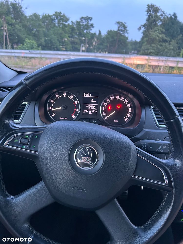 Skoda RAPID 1.2 TSI Ambition - 16