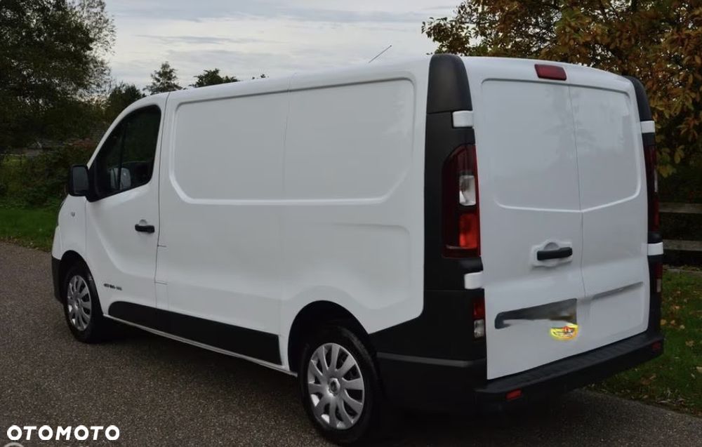 Renault Trafic ENERGY Start & Stop Combi L1H1 Expression - 4