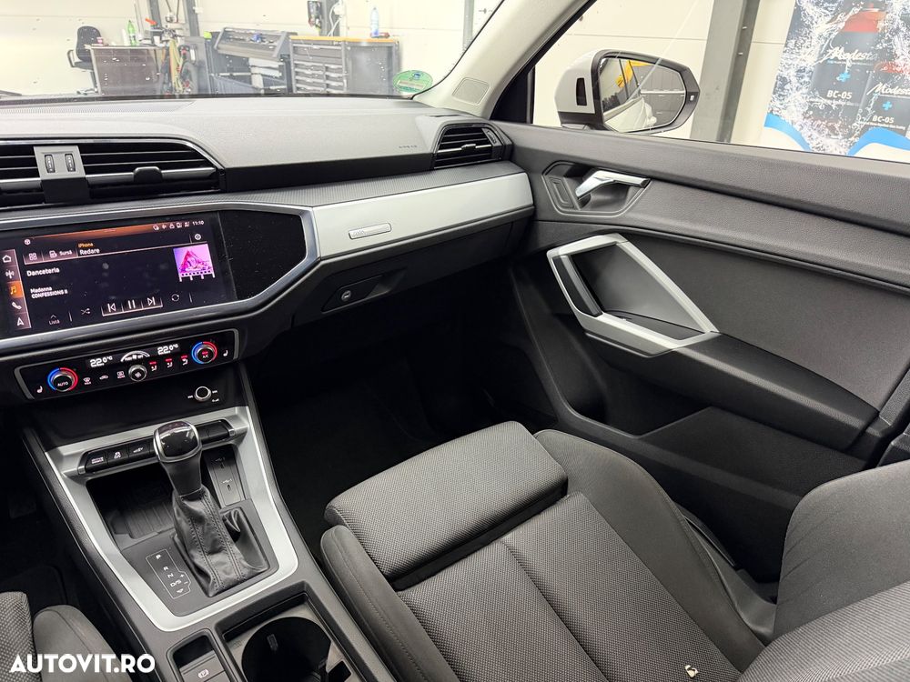 Audi Q3 Sportback 45 TFSIe S tronic S line - 12