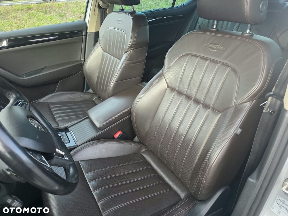 Skoda Superb 2.0 TDI 4x4 L&K DSG - 20