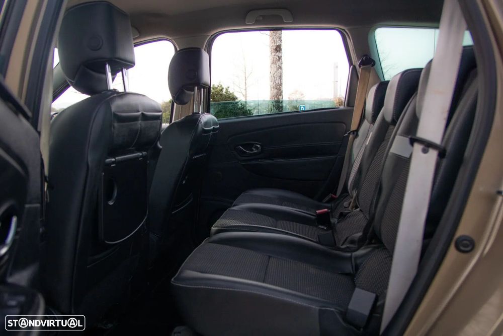 Renault Scénic 1.5 dCi Bose Edition SS - 41