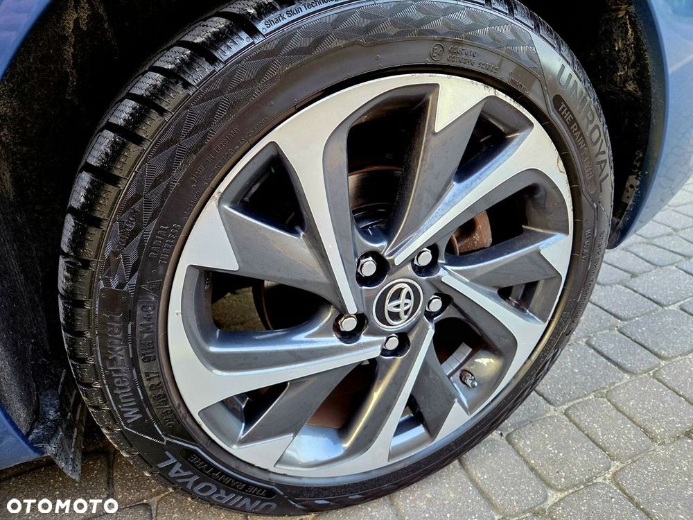 Toyota Corolla - 25