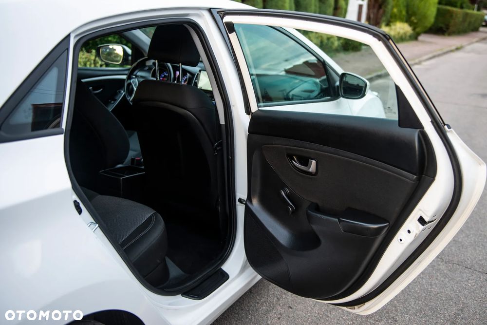 Hyundai i30 1.4 Style - 34