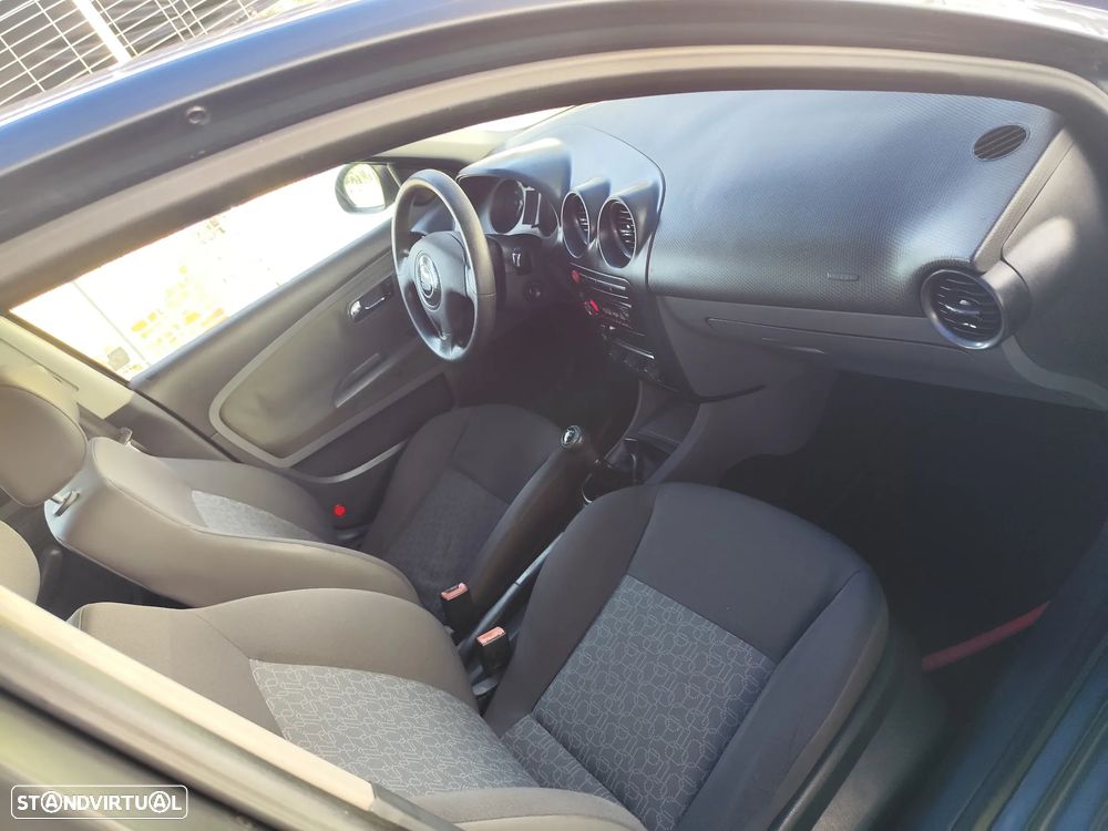 SEAT Ibiza 1.2 12V Reference - 36