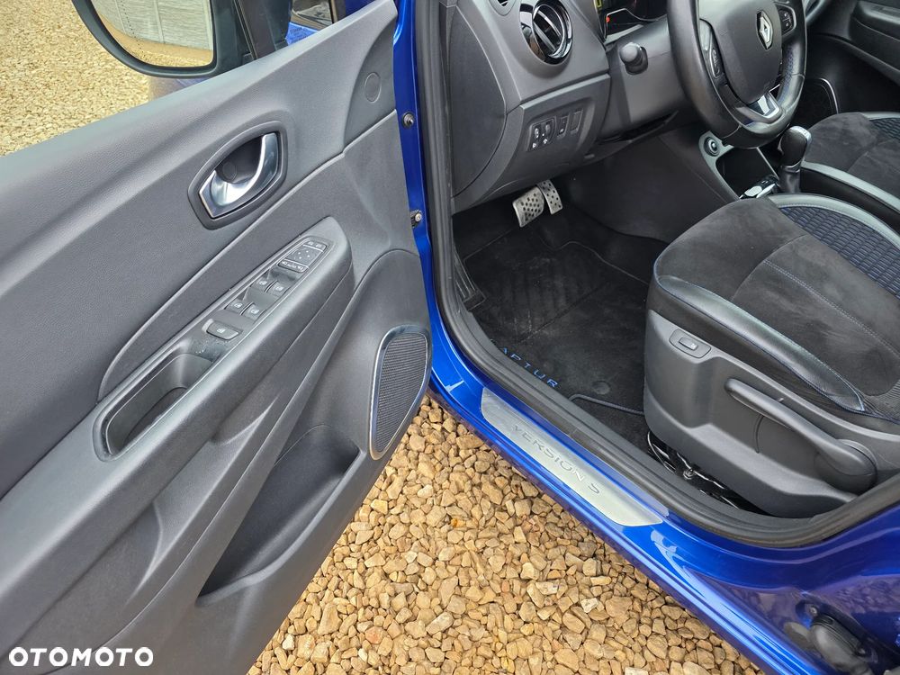Renault Captur TCe 150 EDC GPF VERSION S - 24