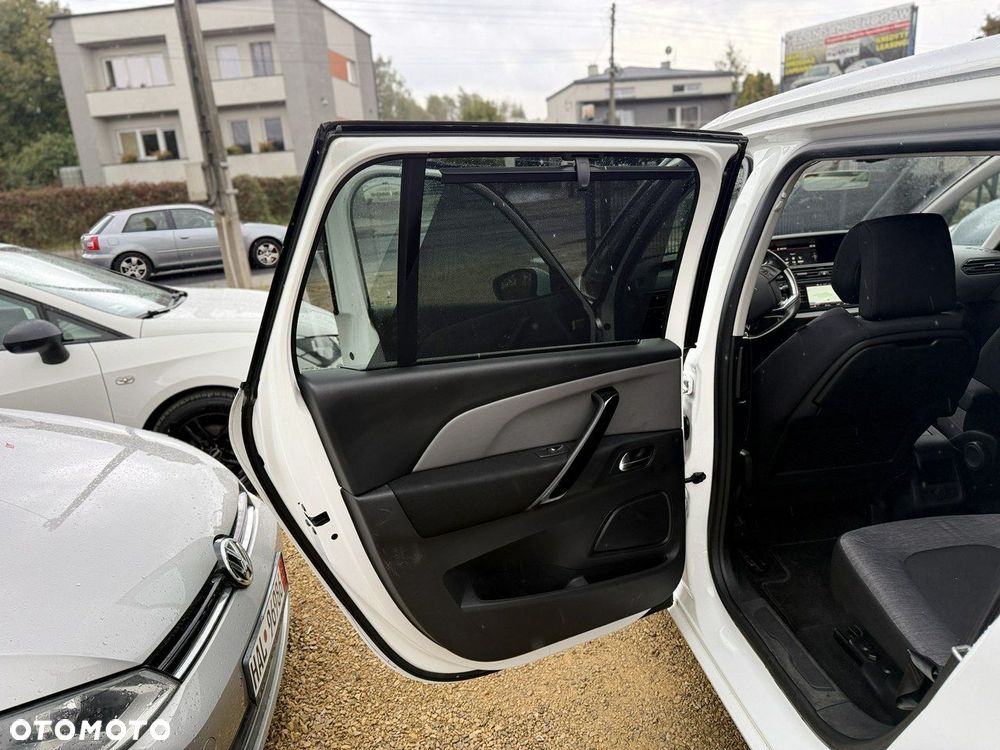 Citroën C4 Grand Picasso - 15