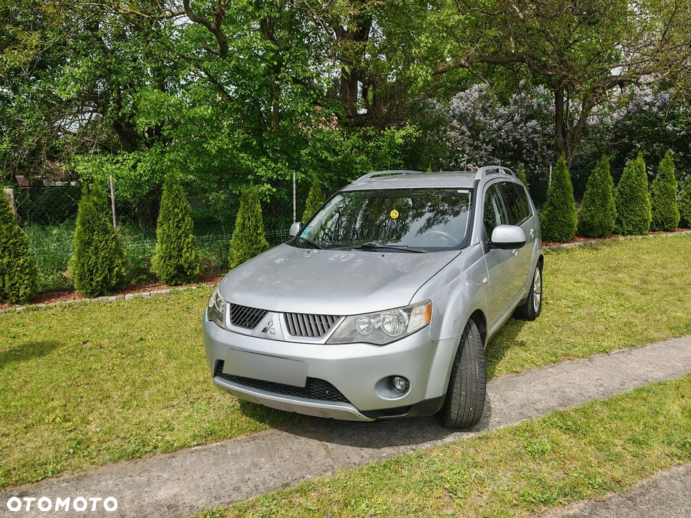 Mitsubishi Outlander 2.0 DID Instyle - 5