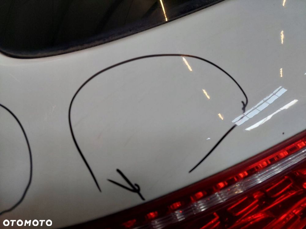 KOMPLETNY TYŁ KLAPA ZDERZAK LAMPA TYŁ AUDI Q5 8R LY9C - 19