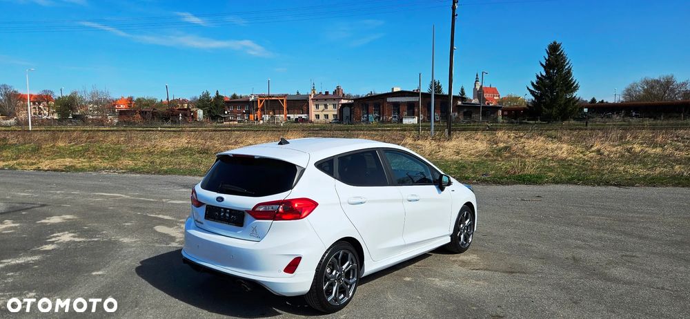 Ford Fiesta 1.1 S&S ST-LINE - 13