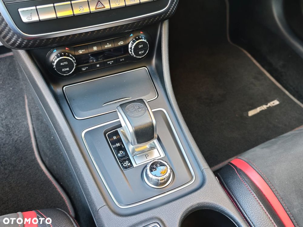 Mercedes-Benz Klasa A AMG 45 4-Matic - 28