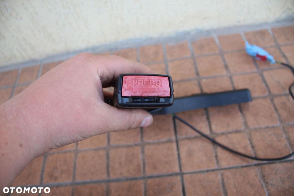 ZAPINKA PASA PRAWY PRZÓD CITROEN C3 I 9639873877 - 3