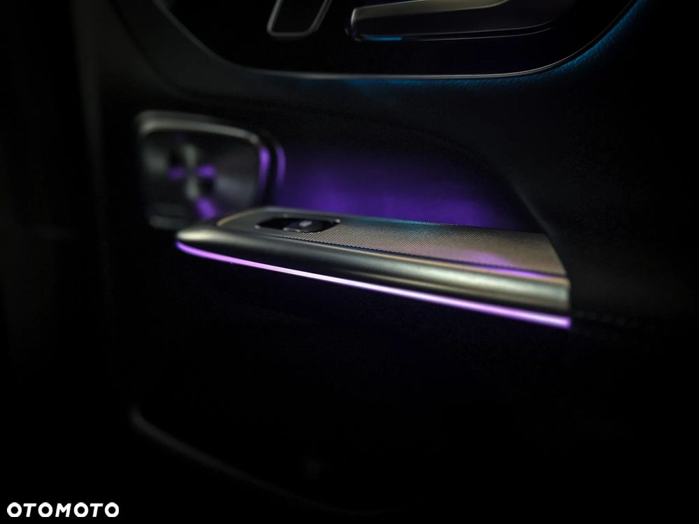 Mercedes-Benz GLC - 37