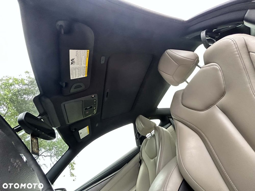 Infiniti Q60 - 9