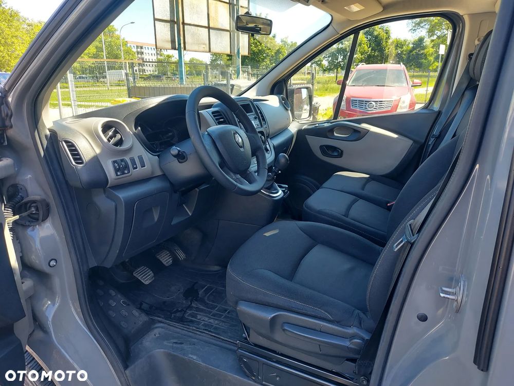 Renault Trafic - 9