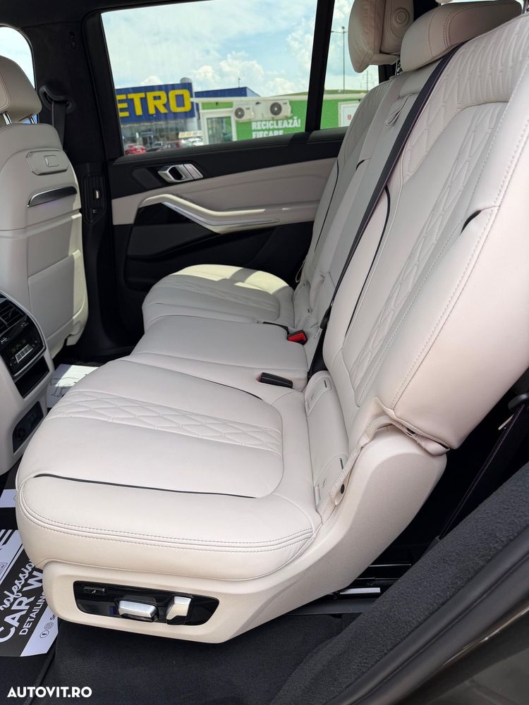 BMW X7 xDrive40d - 14
