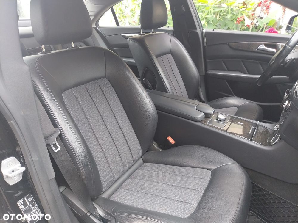 Mercedes-Benz CLS 350 CDI 4-Matic BlueEff - 10