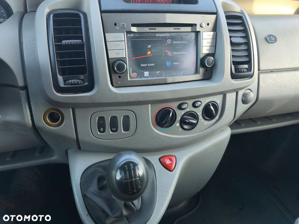 Opel Vivaro - 7