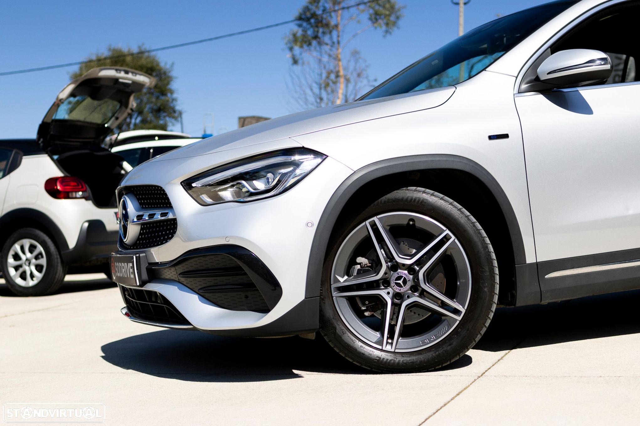 Mercedes-Benz GLA 250 e AMG Line - 10