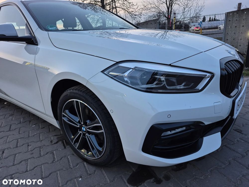 BMW Seria 1 118i GPF Sport Line - 8