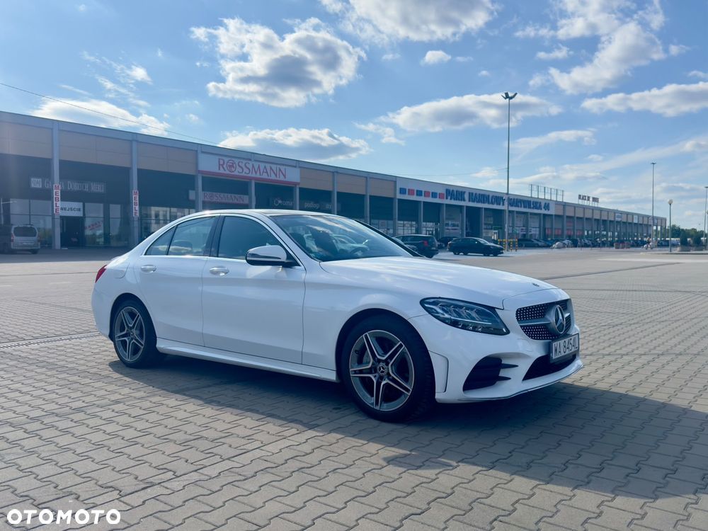 Mercedes-Benz Klasa C 300 4Matic 9G-TRONIC AMG Line - 7