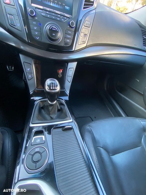 Hyundai i40 1.7 CRDI DPF Sedan Highway+ - 18