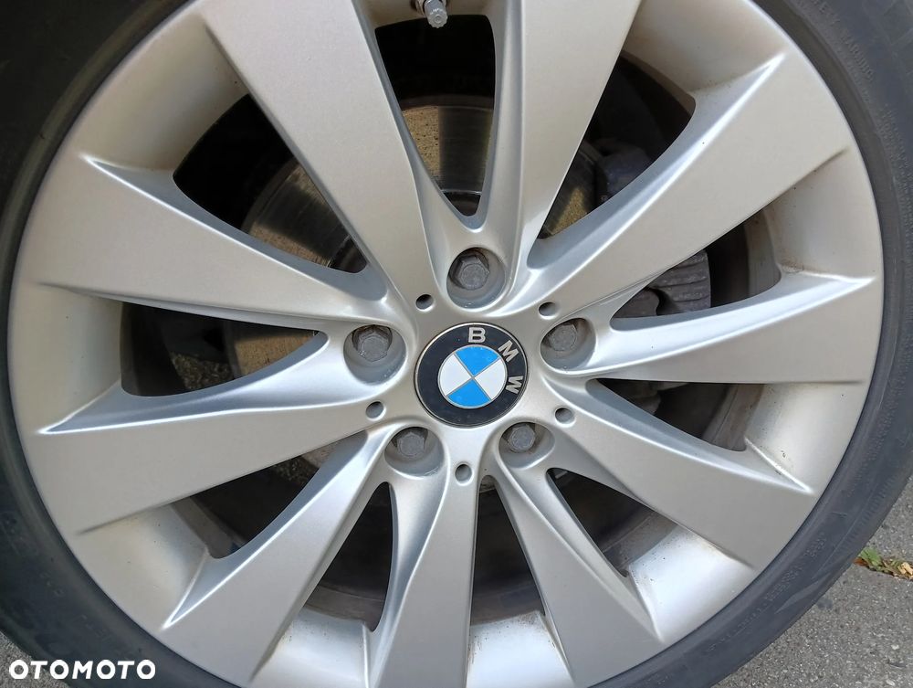 BMW Seria 3 320i - 34