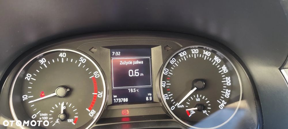 Skoda Fabia 1.2 TSI Ambition - 24