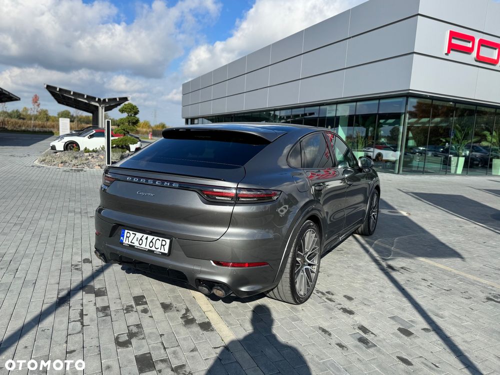 Porsche Cayenne ver-coupe-e--hybrid - 6