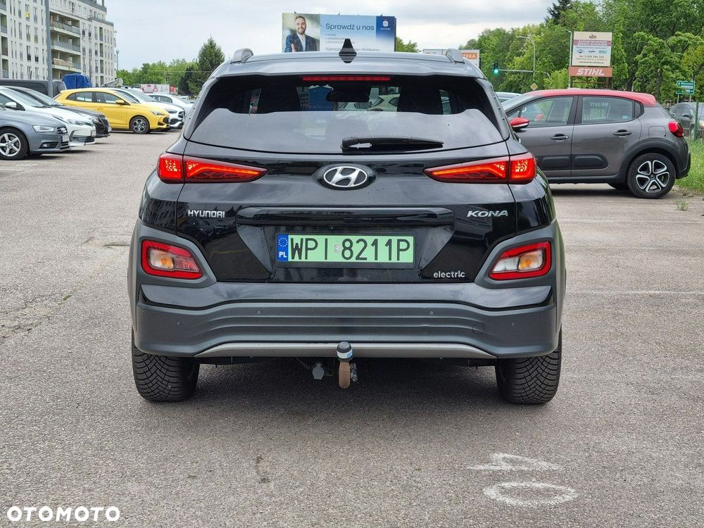 Hyundai Kona - 4