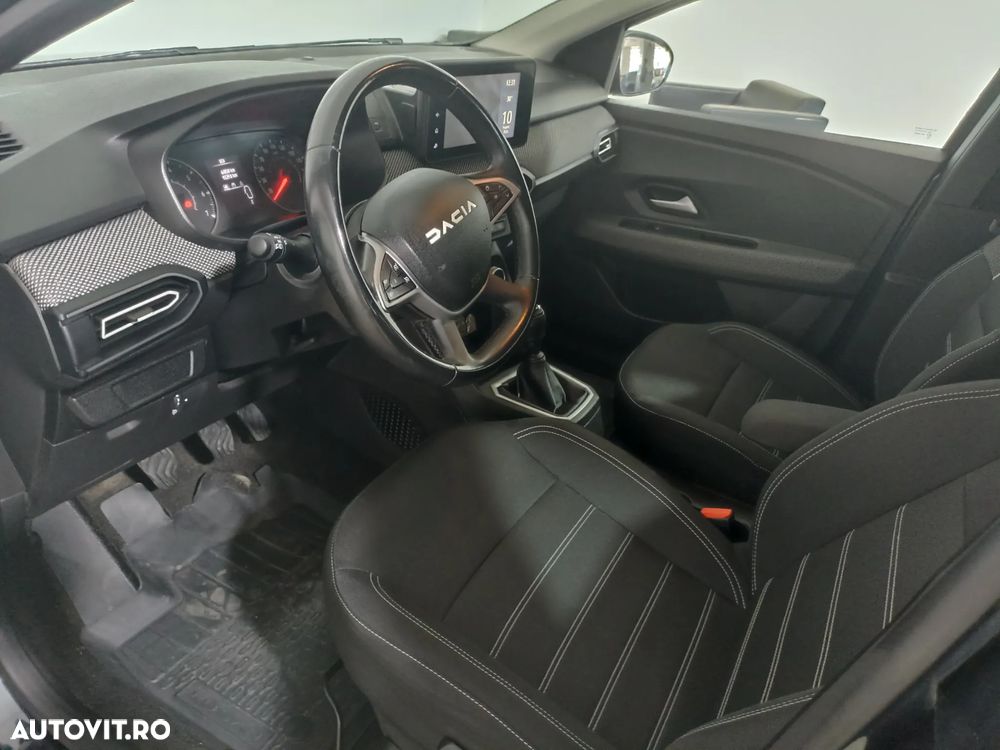 Dacia Logan TCe 90 MT6 Expression - 11