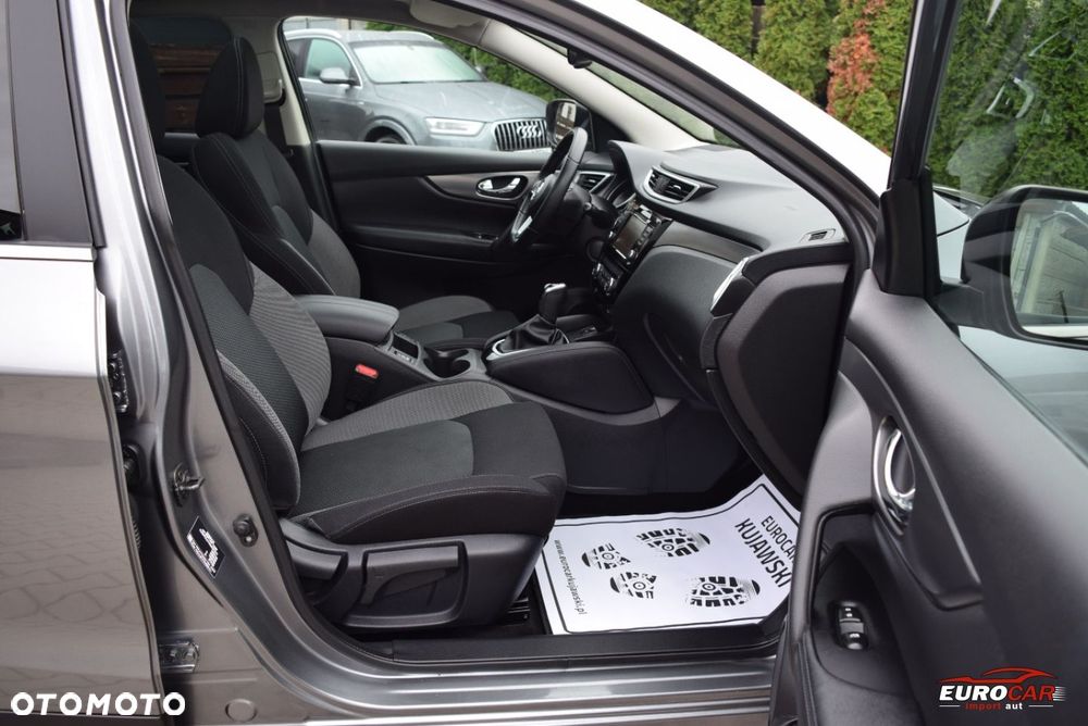 Nissan Qashqai 1.3 DIG-T DCT TEKNA - 16